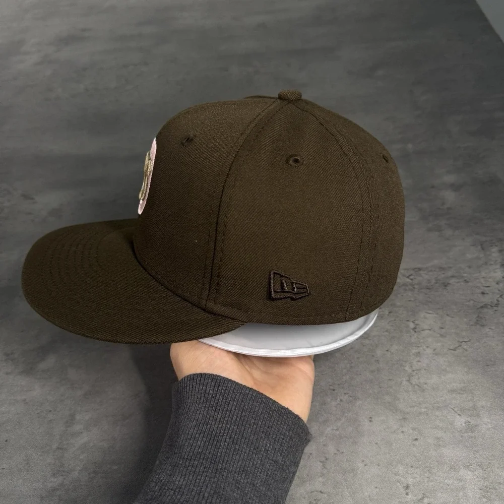 New Era clean mint